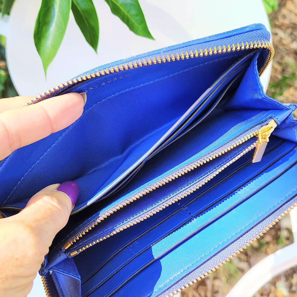 TORY BURCH BLUE FLEMING TEXTURED LEATHER 2FULL SIZE WALLET EUC - Picture 5 of 9